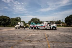 Tim's Towing and Recovery tow service company in Savannah, Georgia offering 24 hour towing near me