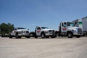4 Step Towing tow service company in Escondido, California offering 24 hour towing near me