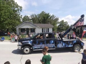 Marshfield Towing tow service company in , offering 24 hour towing near me