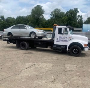 Hook and Go Towing tow service company in , offering 24 hour towing near me