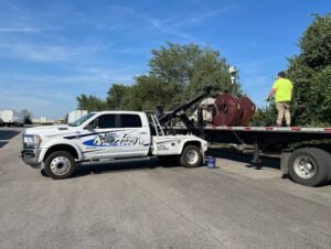 Rite Away Towing And Hauling LLC tow service company in Granite City, Illinois offering 24 hour towing near me