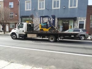 All Tow Recovery Towing & Auto Salvage - Cash For Junk Cars tow service company in Bensalem, Pennsylvania offering 24 hour towing near me