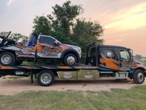 Allpoints Towing LLC tow service company in Willis, Texas offering 24 hour towing near me
