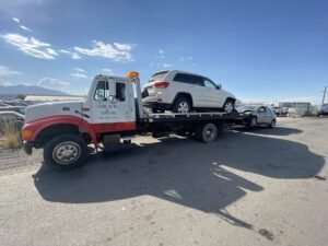 AMR Auto Repair & Towing tow service company in South Salt Lake, Utah offering 24 hour towing near me