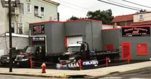 Road Runner's tow service company in Passaic, New Jersey offering 24 hour towing near me