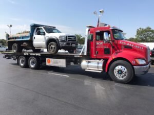 SCR Towing & Recovery, LLC tow service company in North Aurora, Illinois offering 24 hour towing near me
