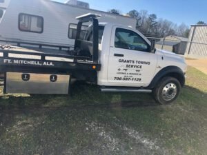 Grant's Towing Service tow service company in Fort Mitchell, Alabama offering 24 hour towing near me