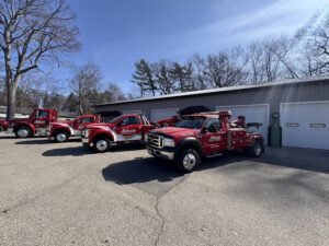 Lakeside Towing & Recovery tow service company in Spring Lake, Michigan offering 24 hour towing near me