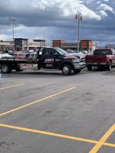 Larry's Towing Utah tow service company in Orem, Utah offering 24 hour towing near me