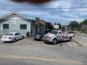 Bill's Garage of Boone, LLC tow service company in Boone, North Carolina offering 24 hour towing near me