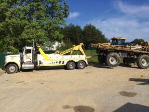 Crawford Towing Mobile Truck Repair and Recovery tow service company in Mt Sterling, Kentucky offering 24 hour towing near me
