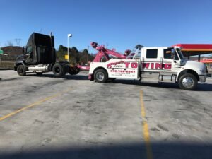 Roger’s Towing, Inc tow service company in Marion, Virginia offering 24 hour towing near me