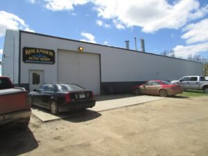Kolander Auto Body tow service company in Fulda, Minnesota offering 24 hour towing near me