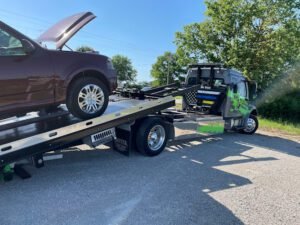 InMotion Towing tow service company in Sedalia, Missouri offering 24 hour towing near me