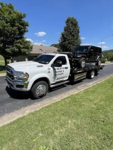 In the Ditch Towing & Recovery tow service company in Compton, Arkansas offering 24 hour towing near me