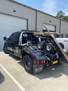 Tomball Wrecker&Recovery tow service company in Tomball, Texas offering 24 hour towing near me