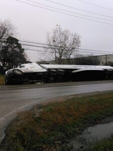 Hidden Valley Wrecker Service tow service company in Houston, Texas offering 24 hour towing near me