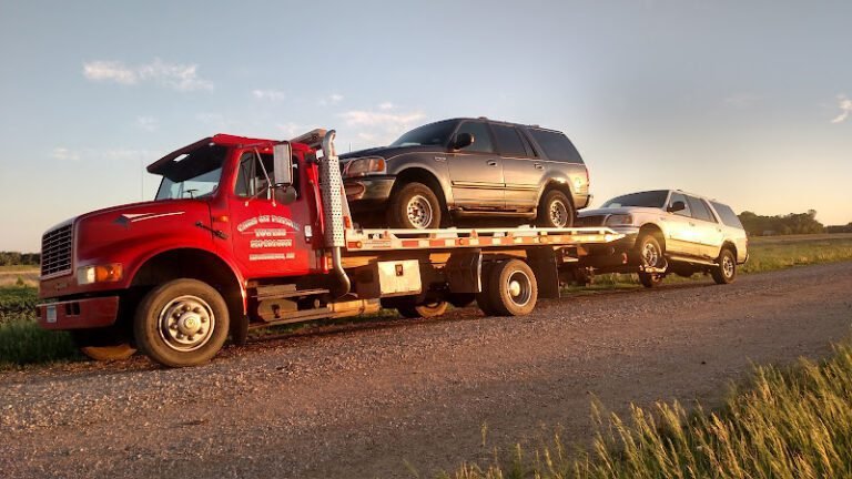 Cars On Patrol Shop & 24 Hour Towing Tow Service in Hutchinson, Minnesota