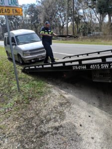 Billy's Auto Repair & Towing tow service company in Gainesville, Florida offering 24 hour towing near me