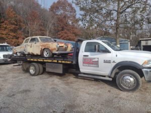 DJ TOWING LLC tow service company in Frankfort, Kentucky offering 24 hour towing near me