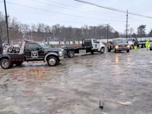 Wooster Towing tow service company in Wooster, Ohio offering 24 hour towing near me