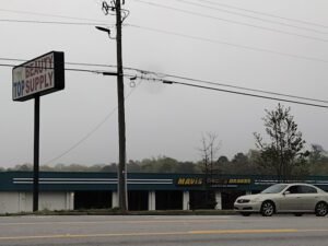 Mavis Tires & Brakes tow service company in Lawrenceville, Georgia offering 24 hour towing near me