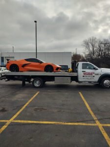 ULTIMATE TOWING tow service company in , offering 24 hour towing near me