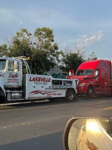 Lakeville Towing tow service company in Brookfield, Connecticut offering 24 hour towing near me