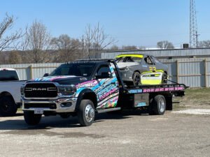 Dependable Towing & Recovery tow service company in Peoria, Illinois offering 24 hour towing near me