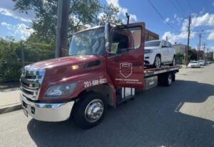 Superior Towing & Recovery tow service company in Paterson, New Jersey offering 24 hour towing near me