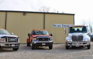 Oscars Towing tow service company in North Canton, Ohio offering 24 hour towing near me