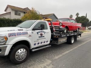 Patriot Towing Service of Central Valley tow service company in Tracy, California offering 24 hour towing near me