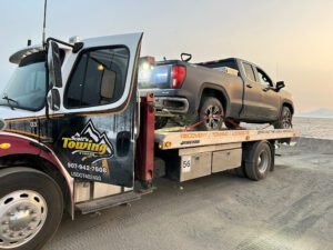 Scott's Towing and Hauling tow service company in , offering 24 hour towing near me