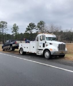 Jackson's Diesel Service tow service company in Maxton, North Carolina offering 24 hour towing near me