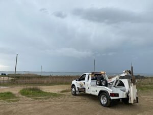 Turning Wheels Towing tow service company in East Moriches, New York offering 24 hour towing near me
