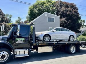 Certified Towing and Transport tow service company in Scarsdale, New York offering 24 hour towing near me