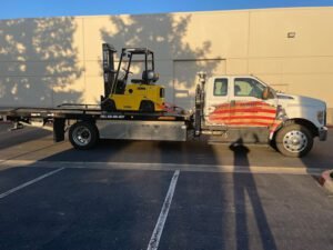 Recovery Towing tow service company in North Highlands, California offering 24 hour towing near me