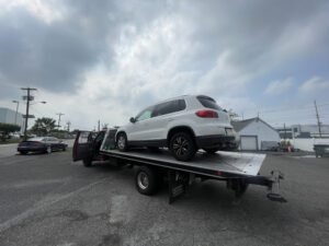 M.E.R towing llc tow service company in , offering 24 hour towing near me