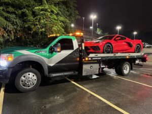 SUFFOLK TOWING & RECOVERY, INC tow service company in Boston, Massachusetts offering 24 hour towing near me