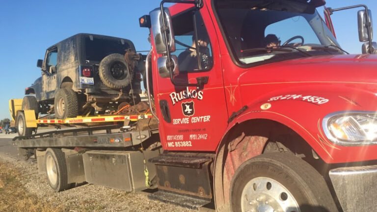 Rusko’s Service Center Tow Service in Dearborn, Michigan