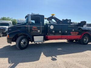 Ovi´s Towing tow service company in , offering 24 hour towing near me