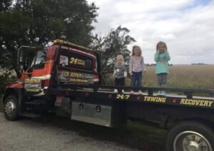 CR Repair & Towing tow service company in Brook, Indiana offering 24 hour towing near me