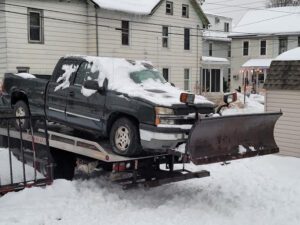 Goldo's Towing tow service company in , offering 24 hour towing near me
