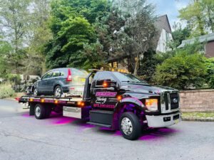 Borges Towing LLC tow service company in , offering 24 hour towing near me