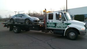Corona's Auto Parts, Towing & AutoBody, Inc. tow service company in Hartford, Connecticut offering 24 hour towing near me