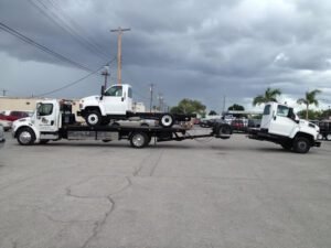 Long Haul Towing tow service company in Donna, Texas offering 24 hour towing near me