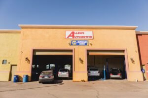 Allen's Automotive Towing & Repair tow service company in Mesa, Arizona offering 24 hour towing near me