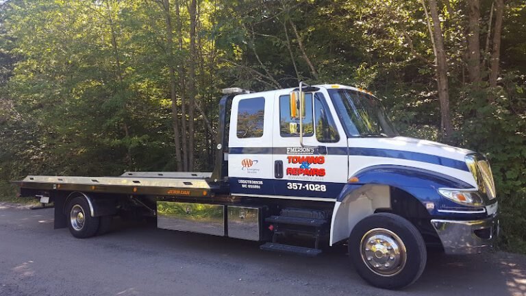 Emerson’s Towing & Repair Tow Service in Swanzey, New Hampshire
