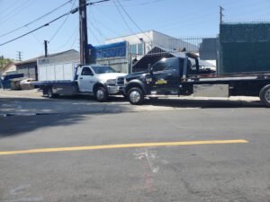 Primary Towing Los Angeles tow service company in Los Angeles, California offering 24 hour towing near me