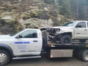 Forward Towing tow service company in Portland, Oregon offering 24 hour towing near me